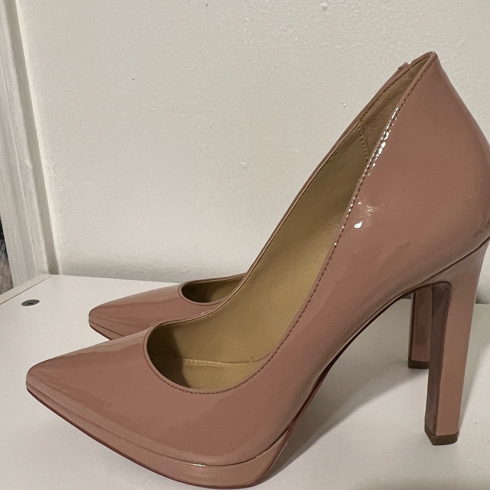 Michael Kors Brielle Pump